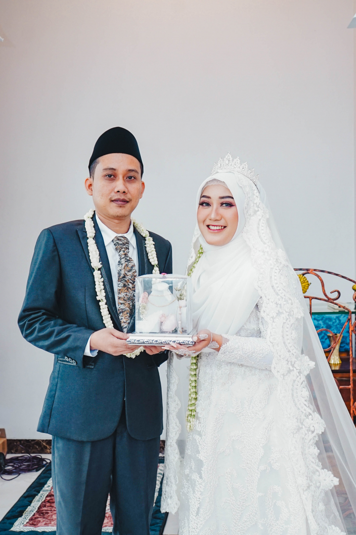 https://wedding-intan-susiadi.webnikah.com/dirmember/00000027/rionopiar21/photo-268091-314003-l-202410220317.jpg